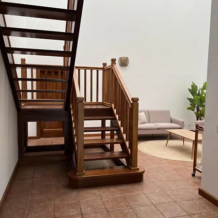 Casona Iroko דירה