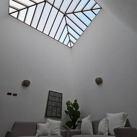 Casona Iroko דירה